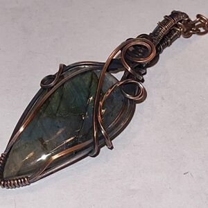 NWT DebbyTammy 16” necklace handmade blue Labradorite teardrop shaped stone